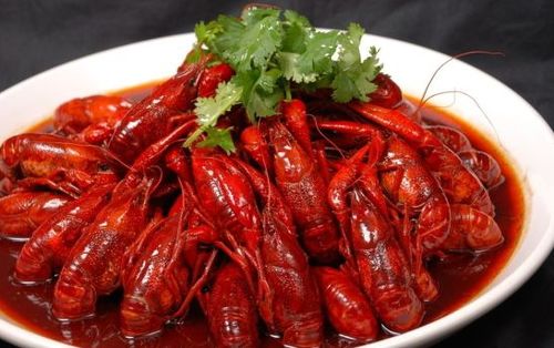 在家秘制小龍蝦，比飯店更鮮香過癮的終極攻略